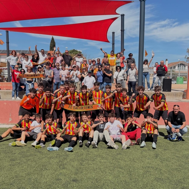 Fotos i video de la celebració del Cadet s16 d’aquest dissabte passat.Són de primera 🤩🤩🤩#orgullcalldetenenc