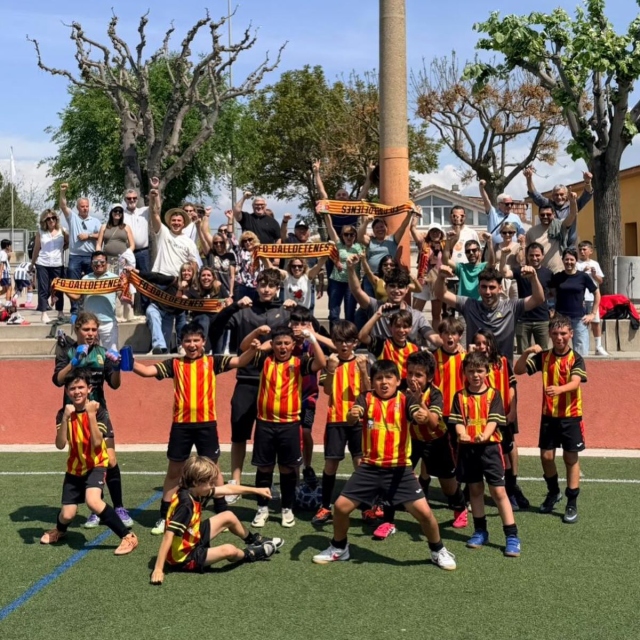 Fotos amb cara de victòria 😊#orgullcalldetenenc