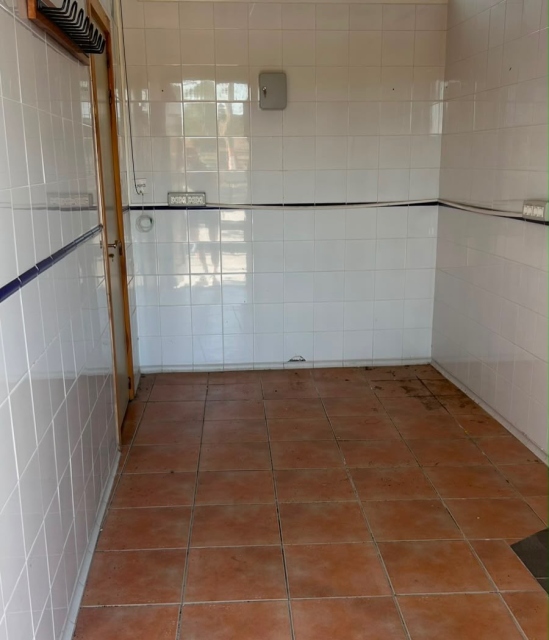 FC Calldetenes deixa a punt les instal·lacions per a l’inici de les obres del campLa setmana passada el FC Calldetenes va completar el buidatge del despatx, els armaris i la sala de material de partits, atenent la petició de l’Ajuntament de Calldetenes amb motiu de les obres de renovació de la gespa artificial i millora de les instal·lacions esportives municipals. Aquesta actuació dona compliment a la comunicació municipal, que demanava deixar lliures tots els espais de la zona esportiva abans de l’inici dels treballs.Volem agrair la implicació de totes les persones voluntàries i membres del club que han fet possible aquesta tasca en molt poc temps. Ara toca esperar que les obres avancin segons el previst per poder tornar a gaudir d’unes instal·lacions renovades i en les millors condicions per afrontar la temporada 2026-2027.#orgullcalldetenenc